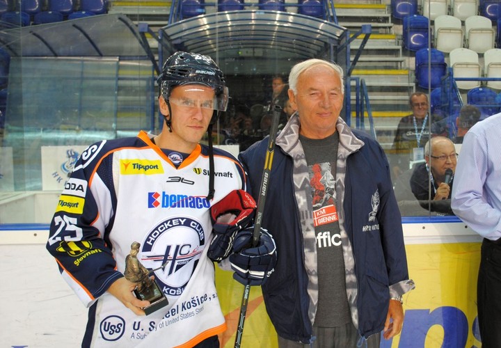 Hokej v Poprade prišiel o výnimočného hokejového odborníka